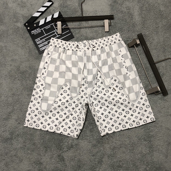 ブランドハーフパンツ背面デザイン